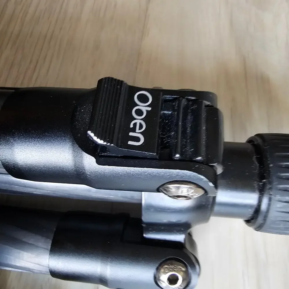 Oben CT-3565 Carbon Fiber Travel Tripod and BZ-217T Triple-Action Ball Head